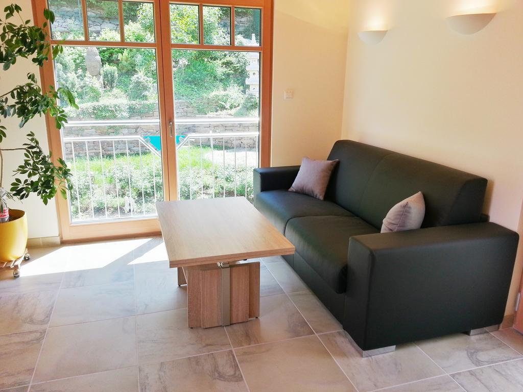 Gaestehaus Zur Schoenen Aussicht Spitz an der Donau Exterior foto