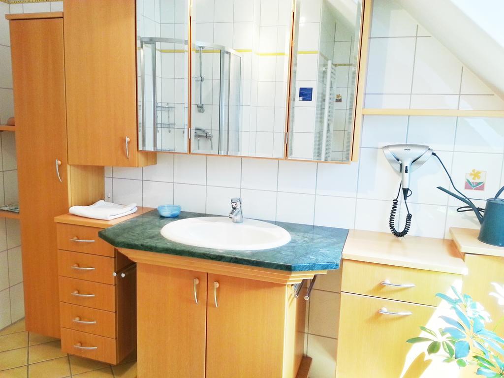Gaestehaus Zur Schoenen Aussicht Spitz an der Donau Quarto foto